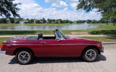 Mgb-convertible-1973-red-2