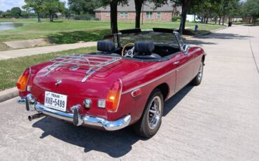 Mgb-convertible-1973-red-4