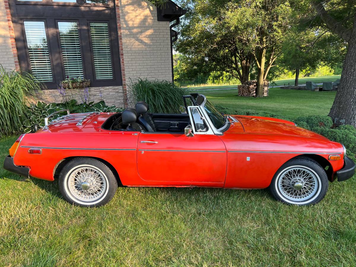 Mgb-convertible-1976-red-1
