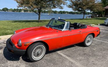 Mgb-convertible-1976-red-10