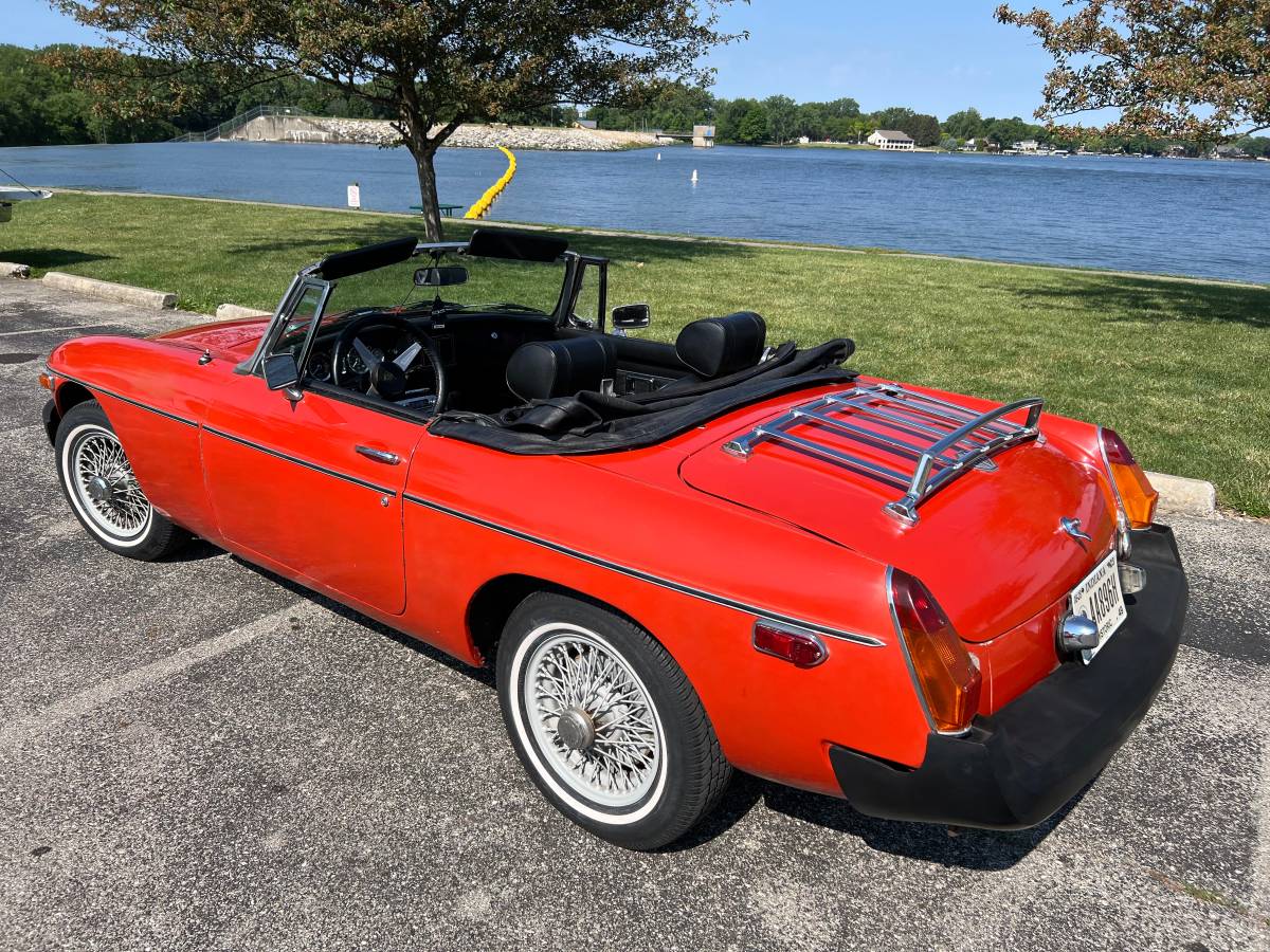 Mgb-convertible-1976-red-11