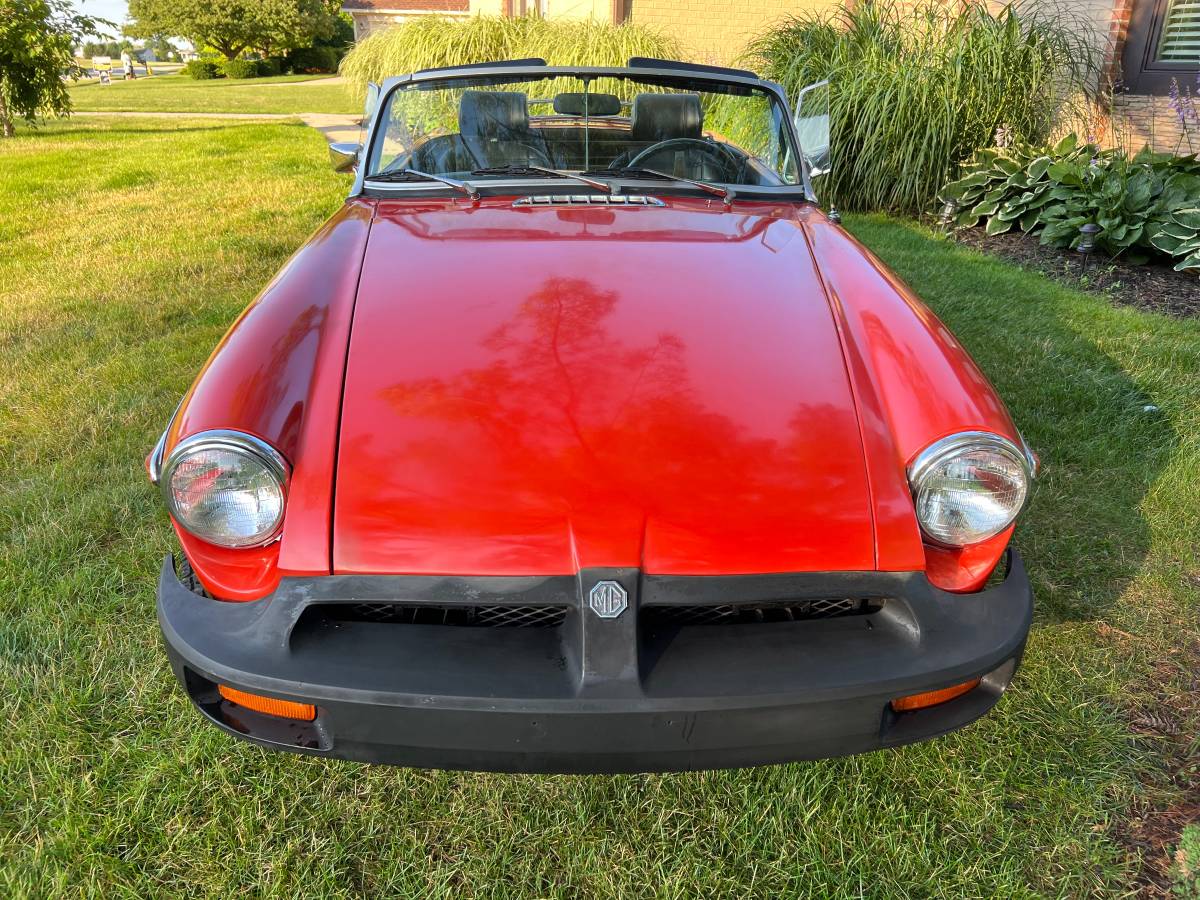 Mgb-convertible-1976-red-3
