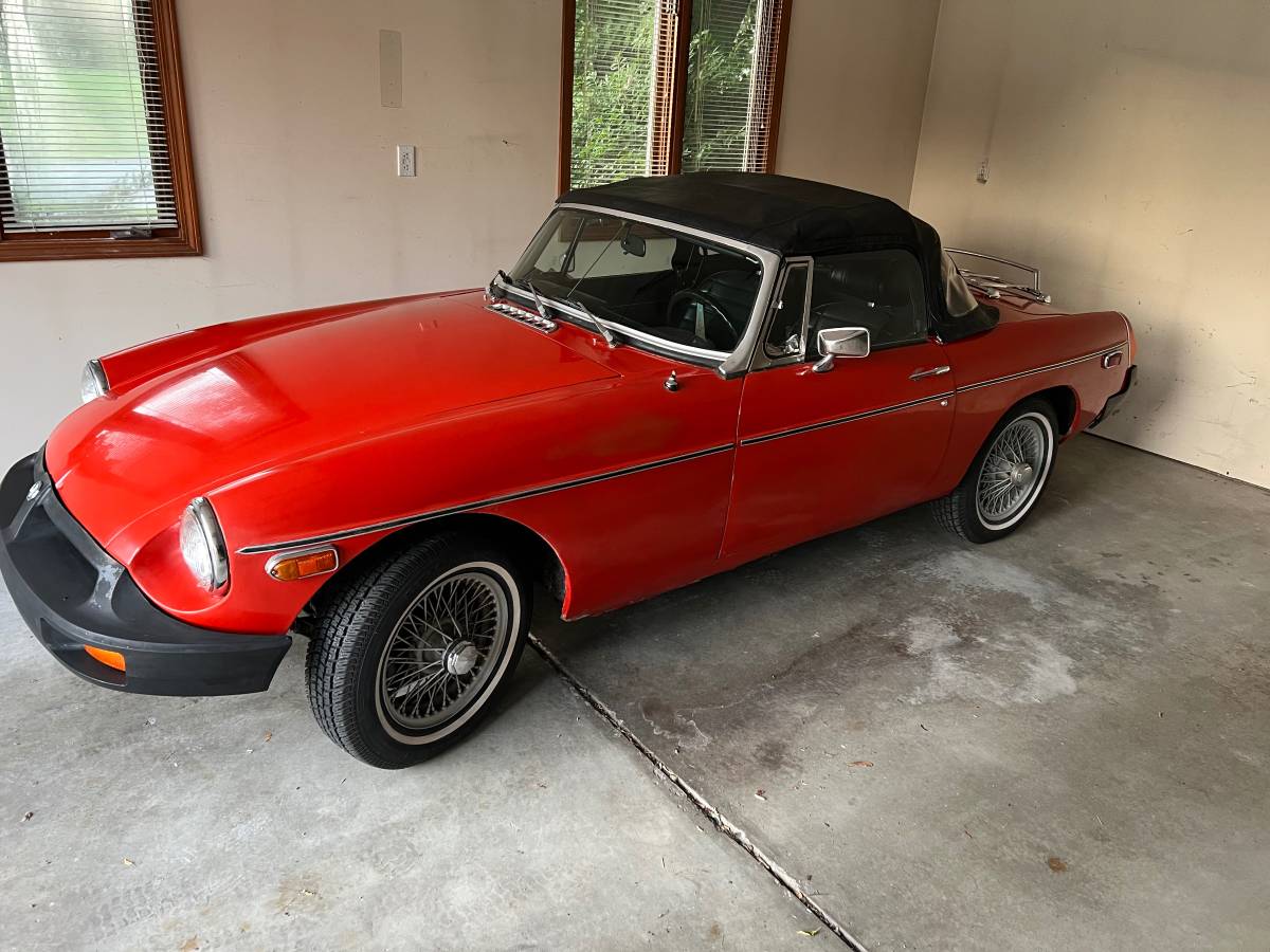 Mgb-convertible-1976-red-5