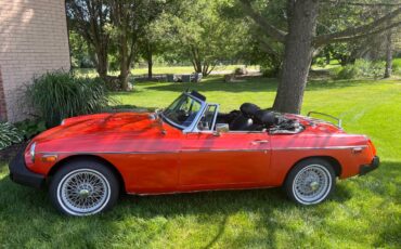 Mgb-convertible-1976-red-8
