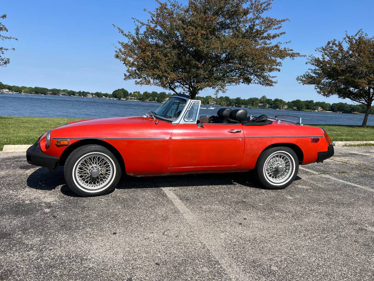 Mgb-convertible-1976-red-9
