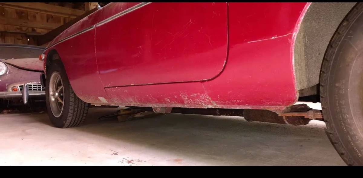 Mgb-convertible-1977-red-6