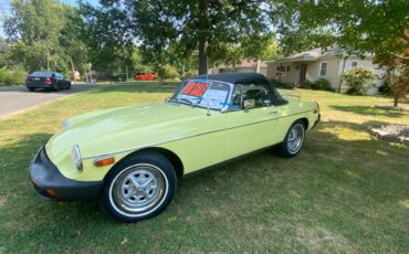 Mgb-convertible-1977-yellow-1