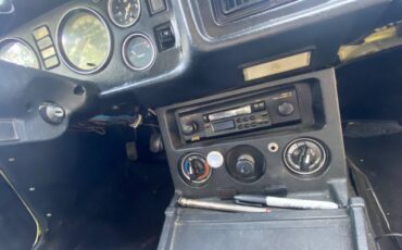 Mgb-convertible-1977-yellow-5