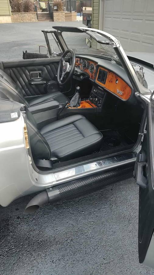 Mgb-convertible-1978-silver-15