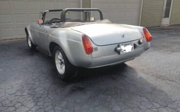 Mgb-convertible-1978-silver-7