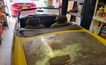 Mgb-convertible-1978-yellow-19