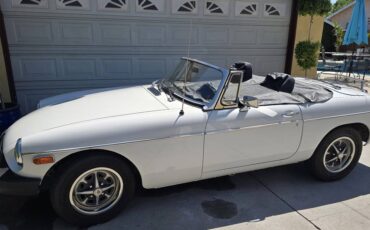 Mgb-convertible-1979-white-2