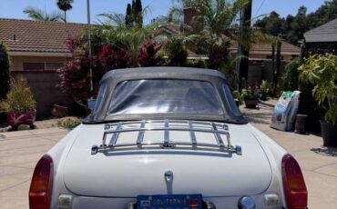 Mgb-convertible-1979-white