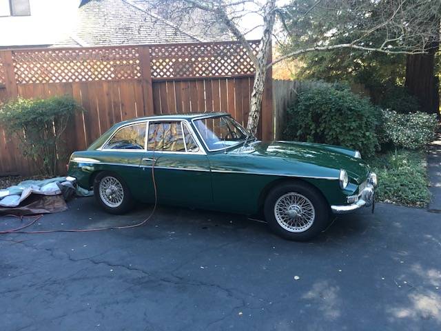 Mgb-gt-1966-green-3