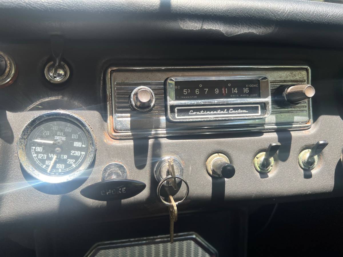 Mgb-gt-1966-green-7