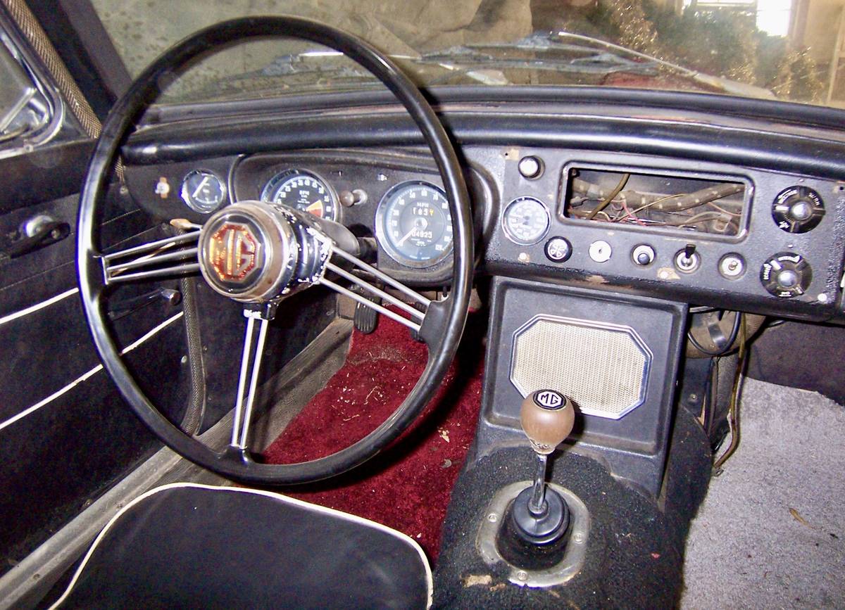 Mgb-gt-1967-2
