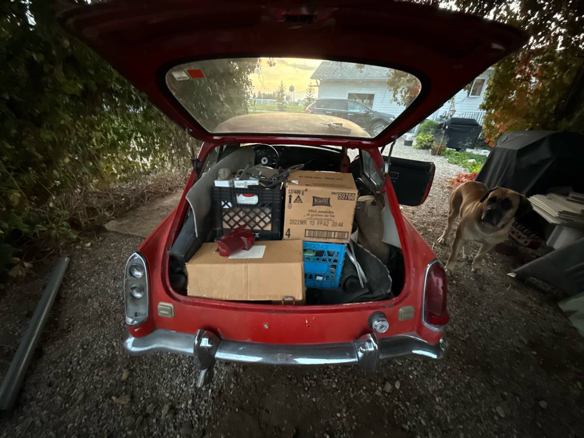Mgb-gt-1968-red-14
