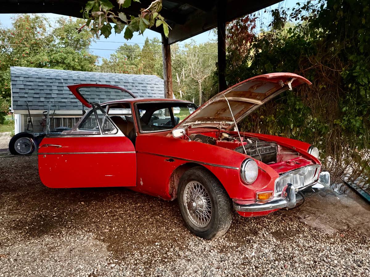 Mgb-gt-1968-red
