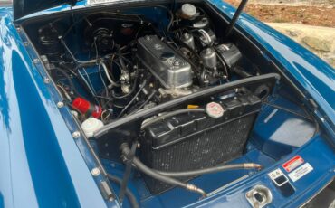 Mgb-roadster-1972-blue-3