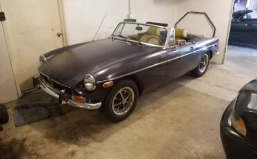 Mgb-roadster-1973-purple-3