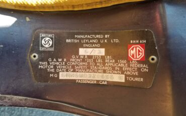 Mgb-roadster-1973-purple-4