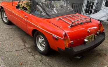 Mgb-roadster-1978-purple-2