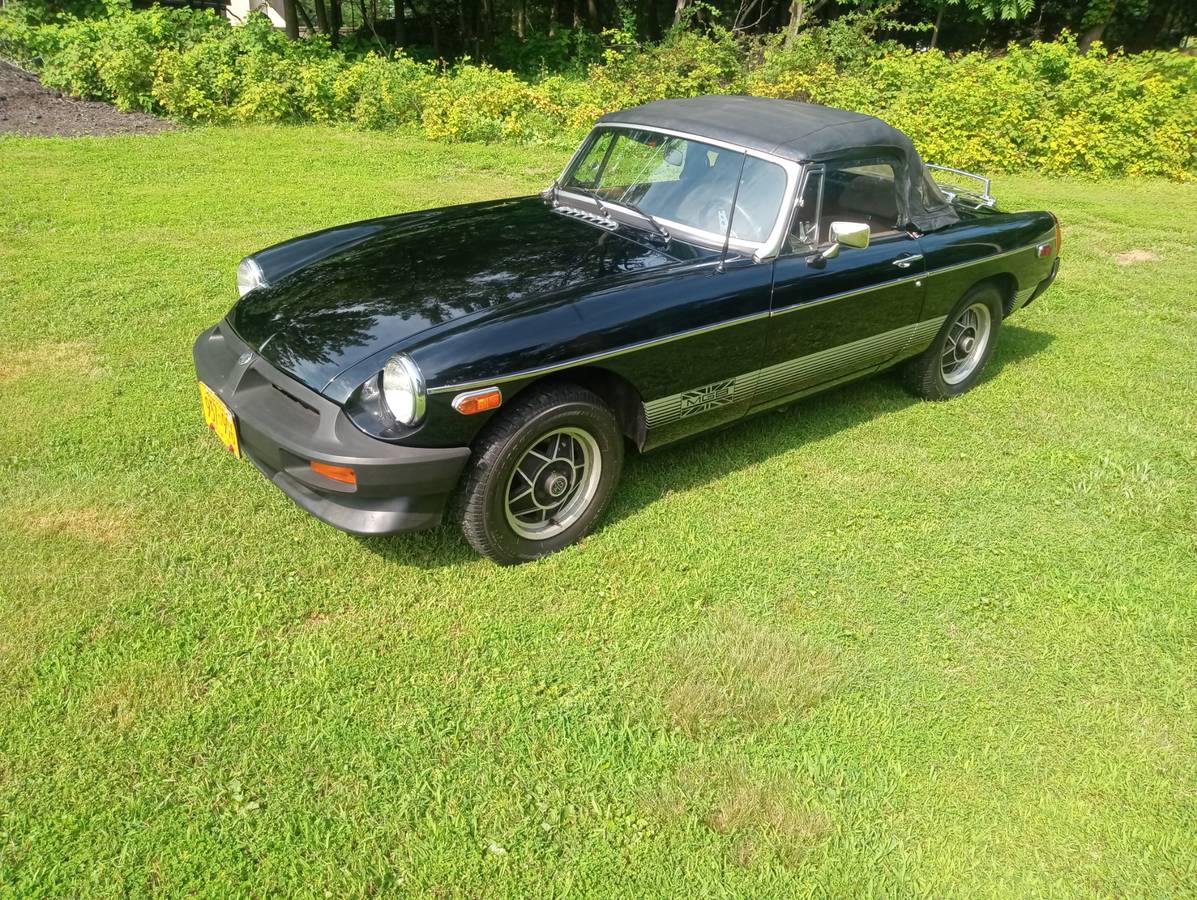 Mgb-roadster-1980-black-4