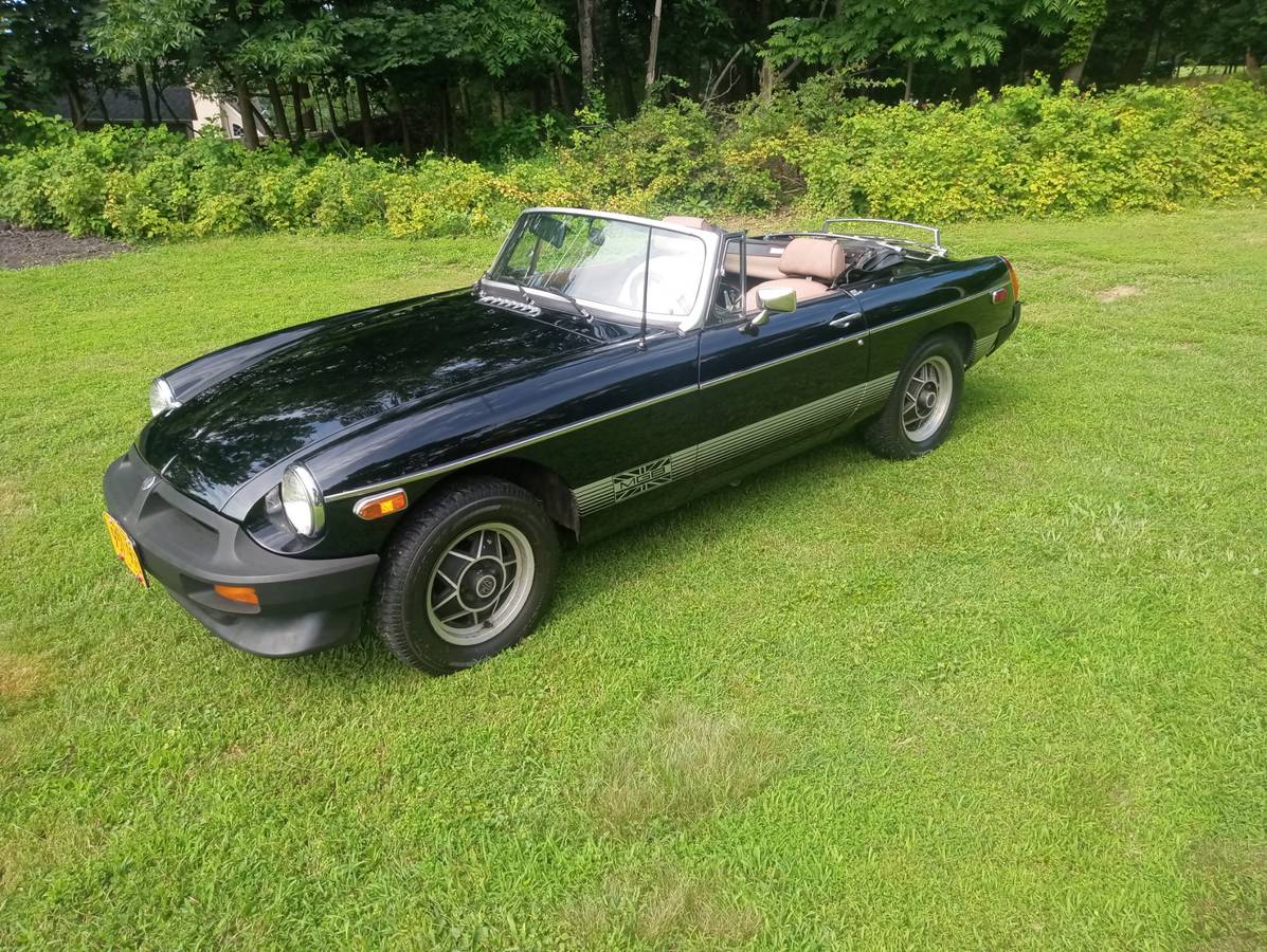 Mgb-roadster-1980-black-5