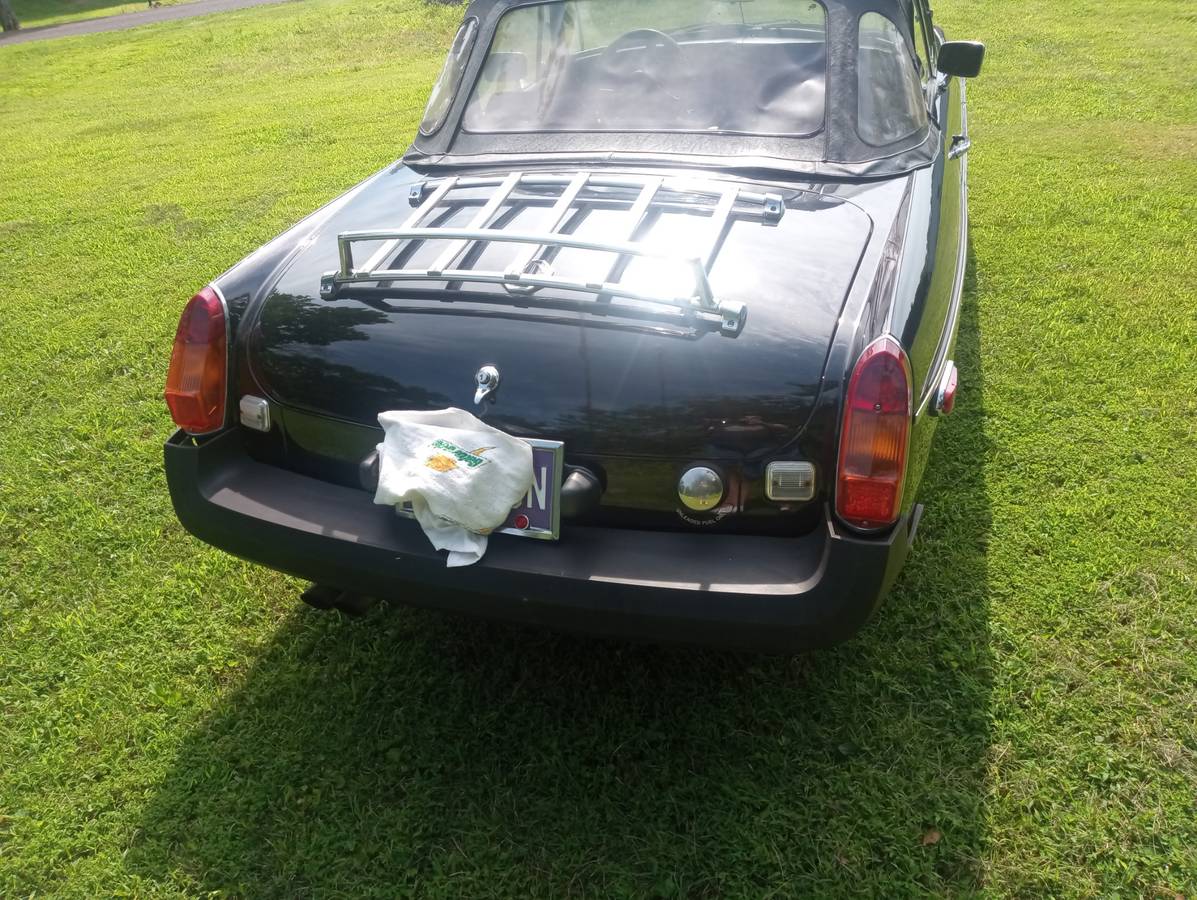 Mgb-roadster-1980-black-6