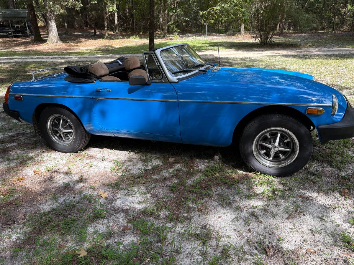 Mgb-roadster-1980-blue-5