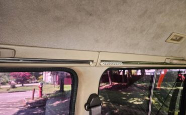 Mitsubishi-delica-diesel-1994-white-12
