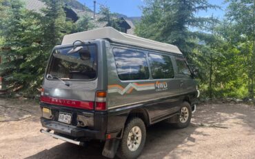 Mitsubishi-delica-l300-diesel-1991-13