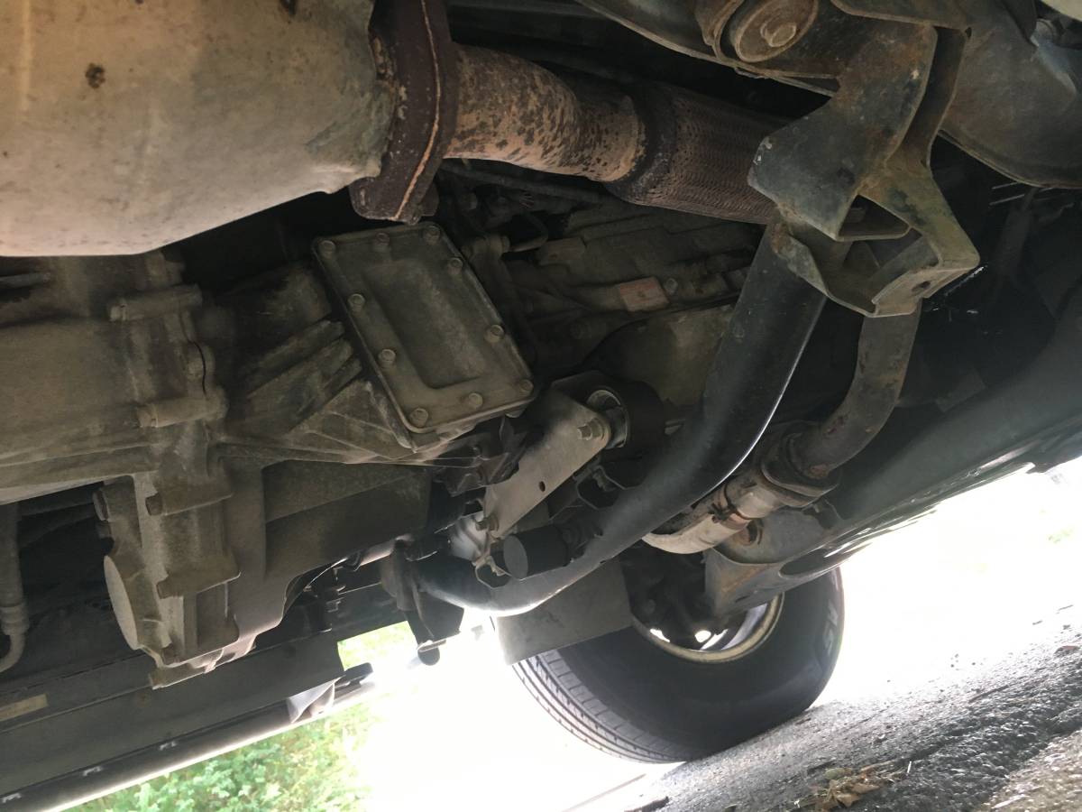Mitsubishi-delica-l400-1994-green-19