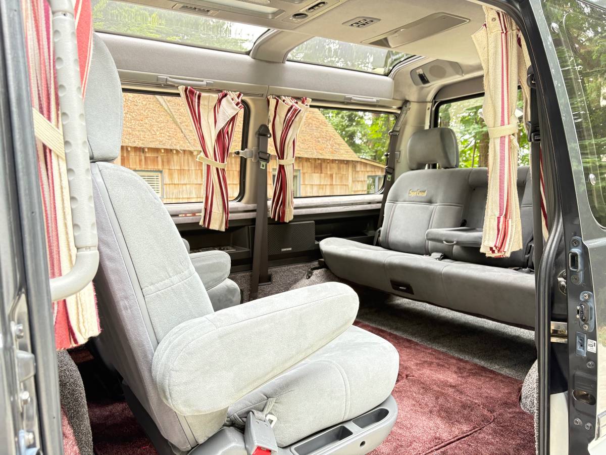 Mitsubishi-diesel-1991-grey-12
