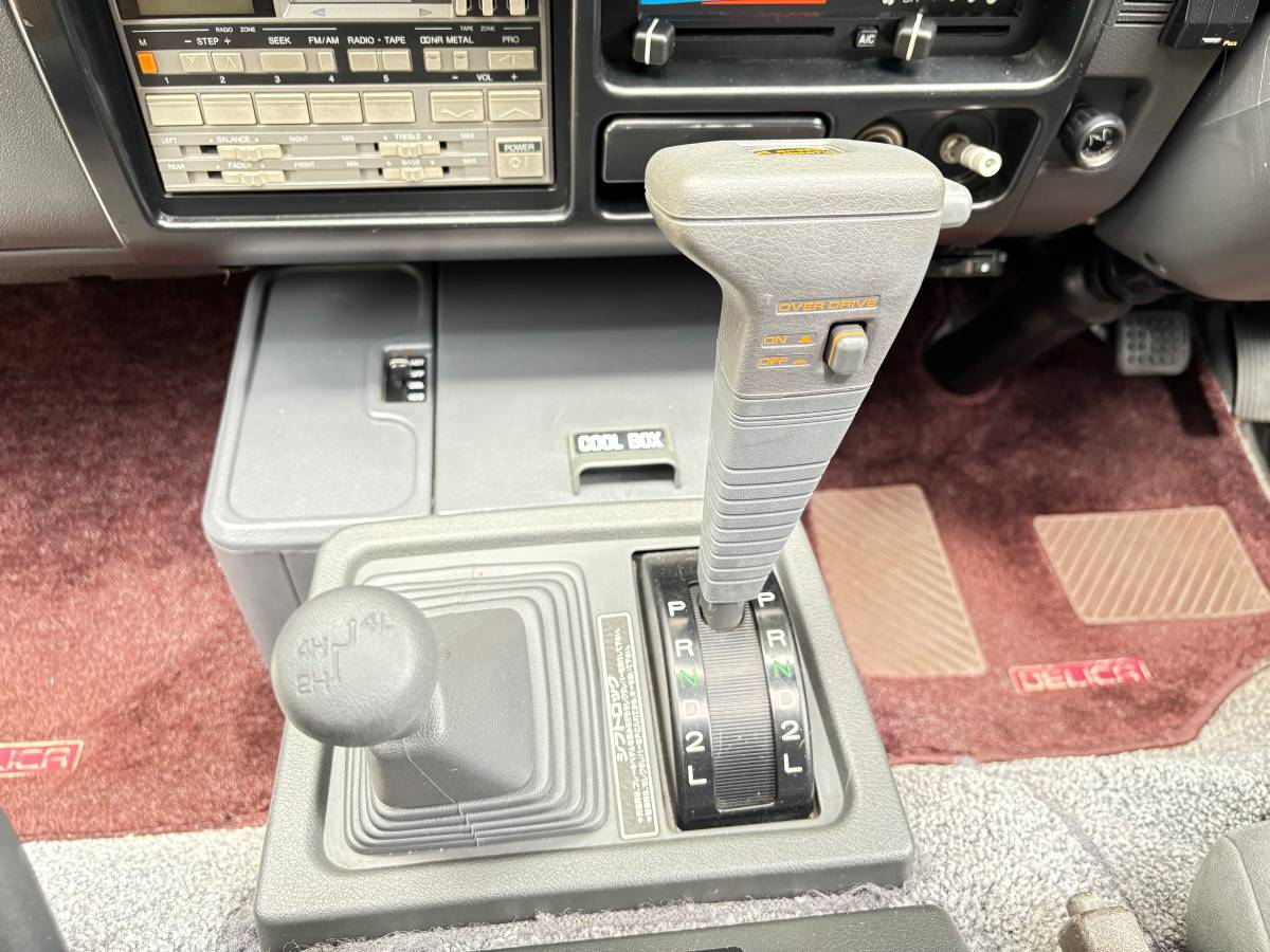 Mitsubishi-diesel-1991-grey-14