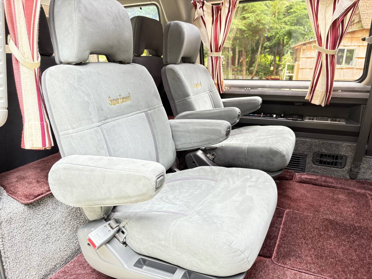 Mitsubishi-diesel-1991-grey-18