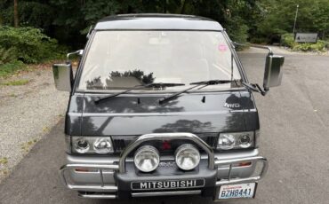 Mitsubishi-diesel-1991-grey-2
