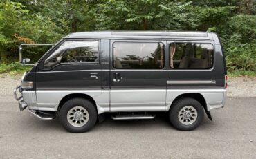 Mitsubishi-diesel-1991-grey-3