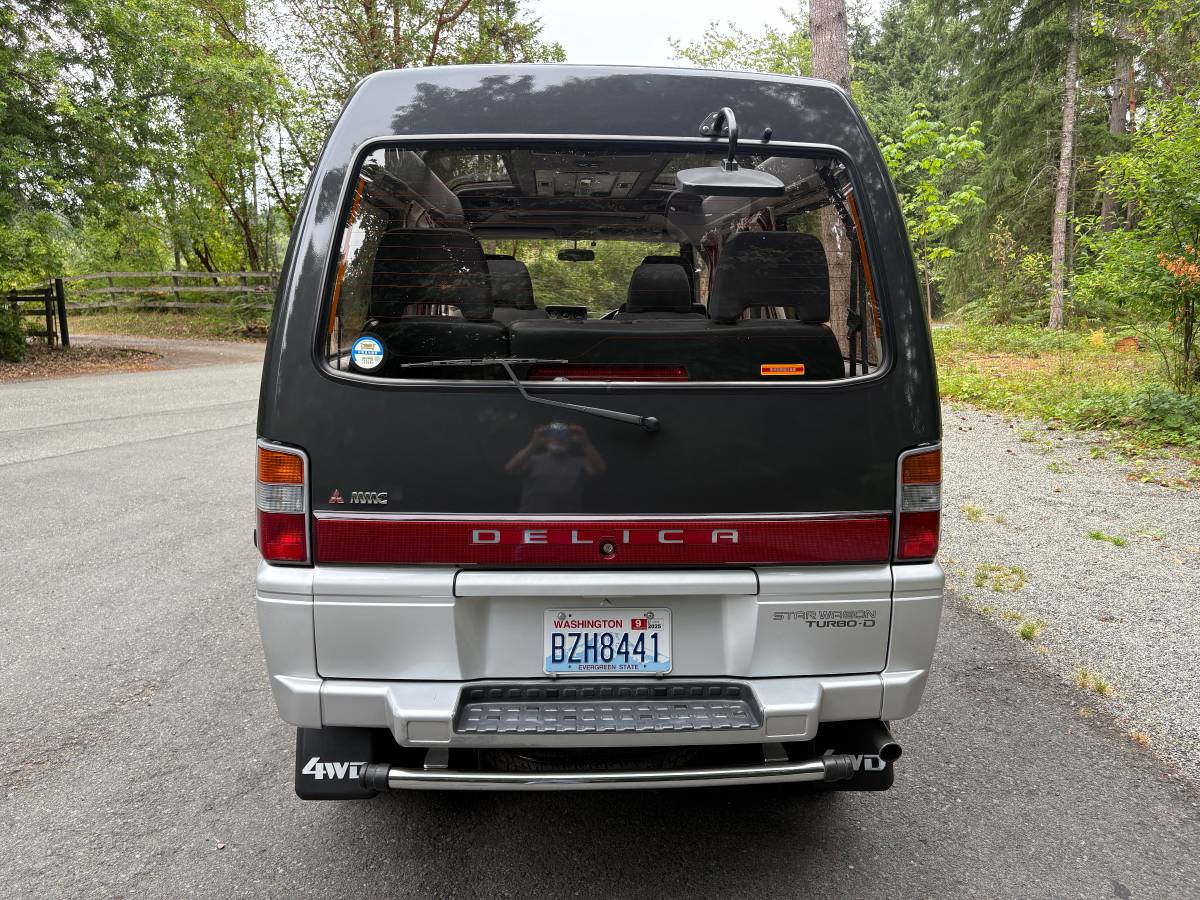 Mitsubishi-diesel-1991-grey-5