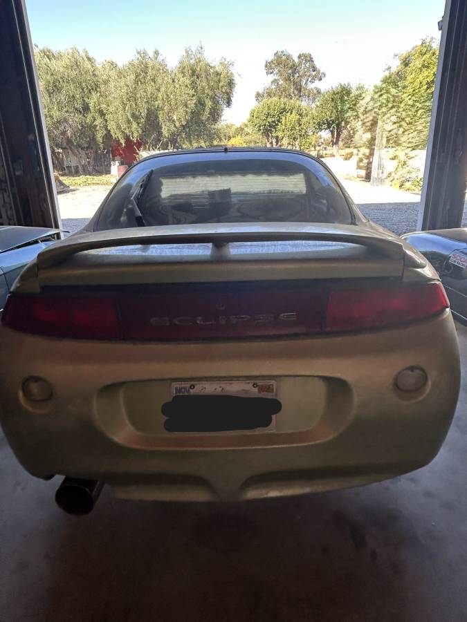 Mitsubishi-eclipse-1995-green-4