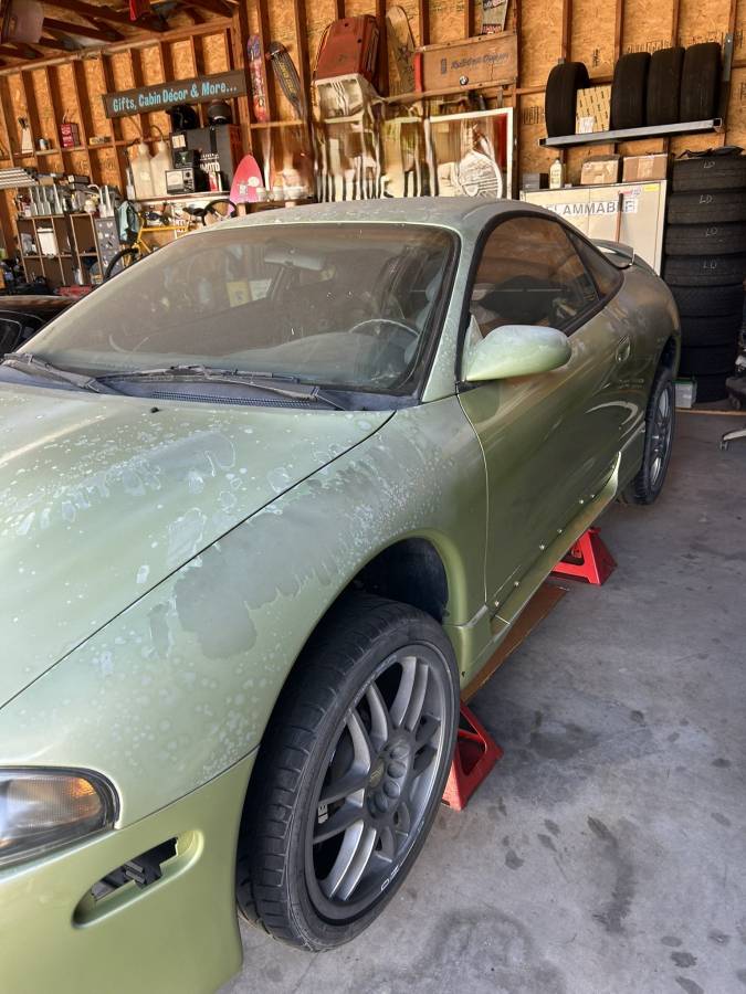 Mitsubishi-eclipse-1995-green-8