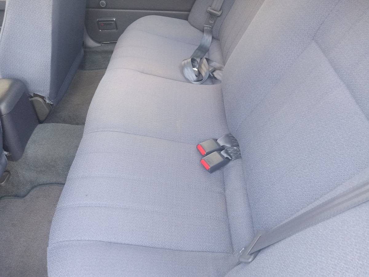 Mitsubishi-galant-s-1995-white-10
