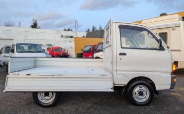 Mitsubishi-minicab-1995-white-8