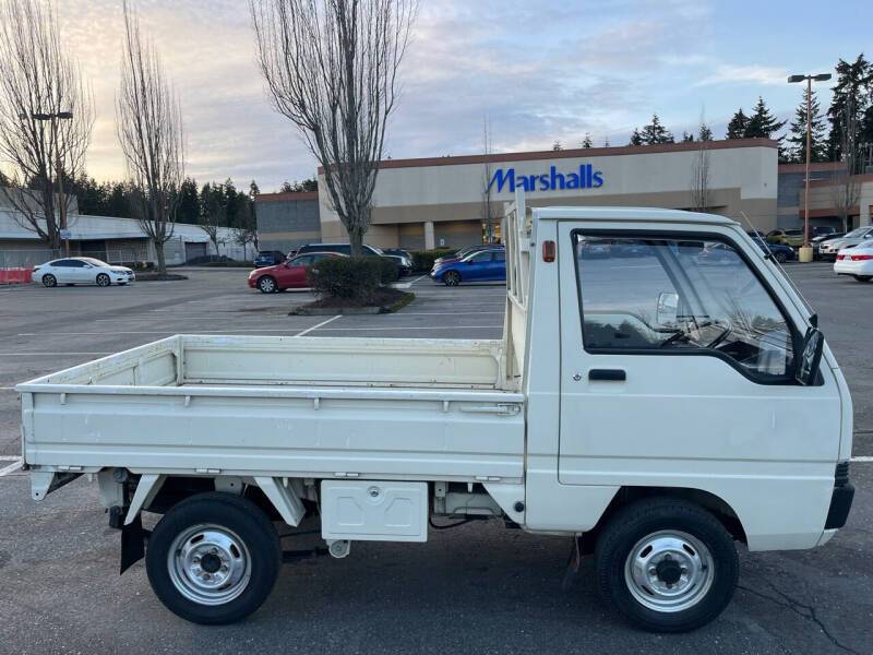 Mitsubishi-minicab-truck-1988-white-17