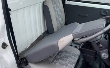 Mitsubishi-minicab-truck-1988-white-8