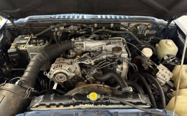 Mitsubishi-montero-1989-blue-4