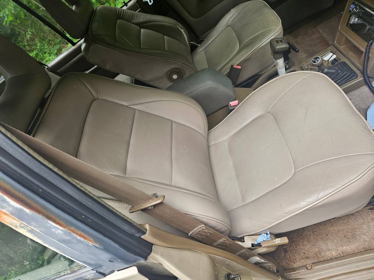 Mitsubishi-montero-1991-8