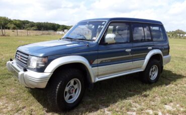 Mitsubishi-pajero-4x4-diesel-1991-blue-4