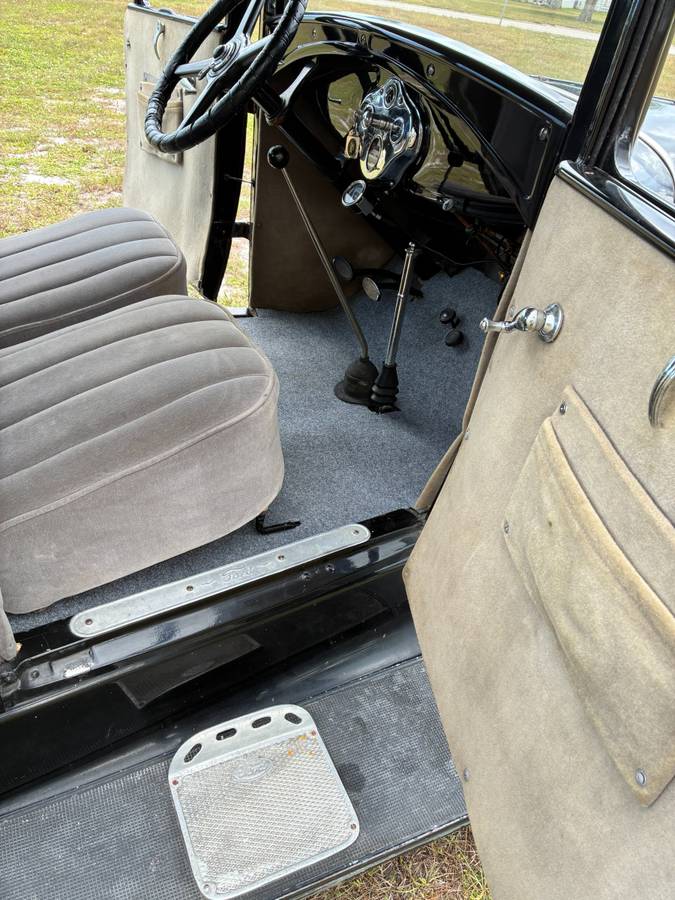 Model-a-ford-1930-black-4