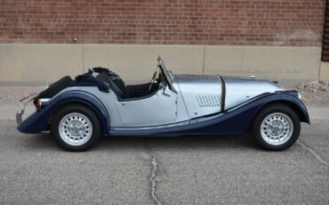 Morgan-Plus-8-1980-Convertible-2